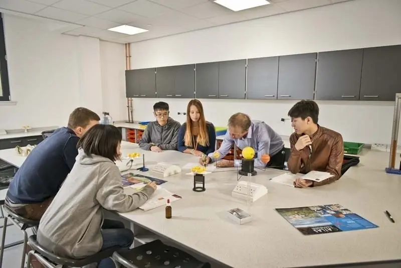 Stafford House CATS Academy STEAM programı görseli