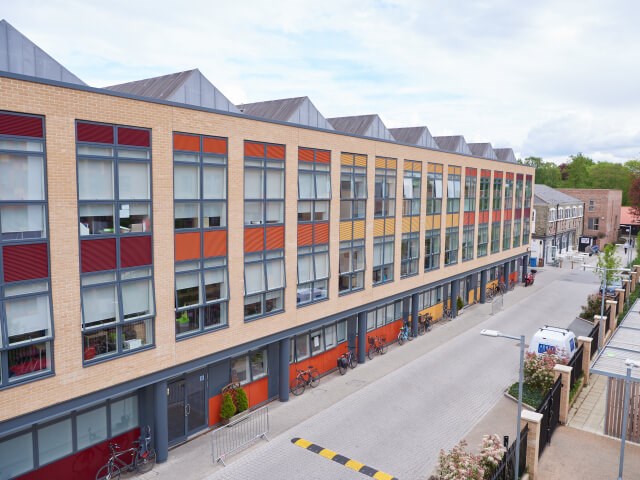 Embassy Summer Abbey College Cambridge yaz okulu görseli 1