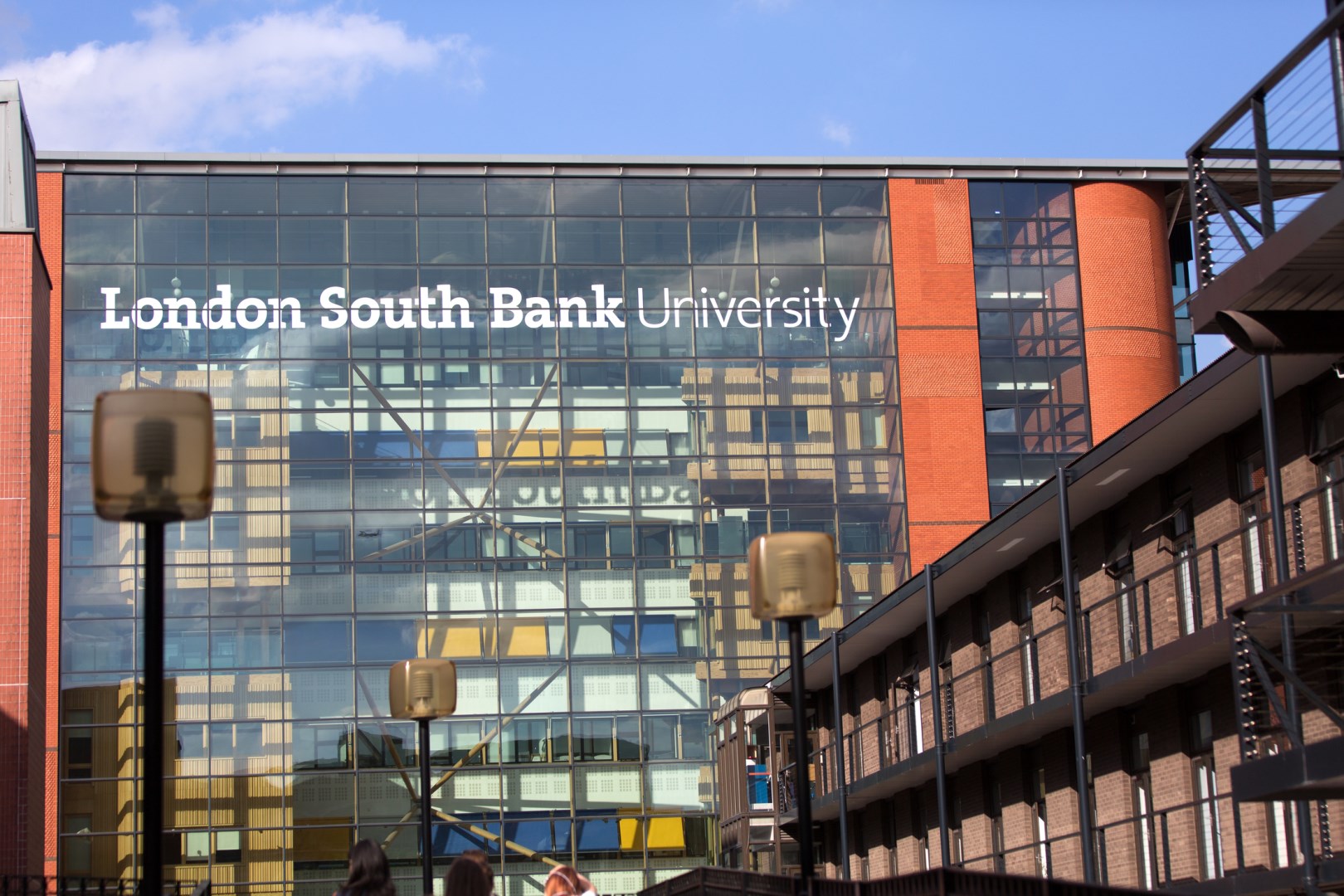 Embassy Summer South Bank University kampüs görseli 3