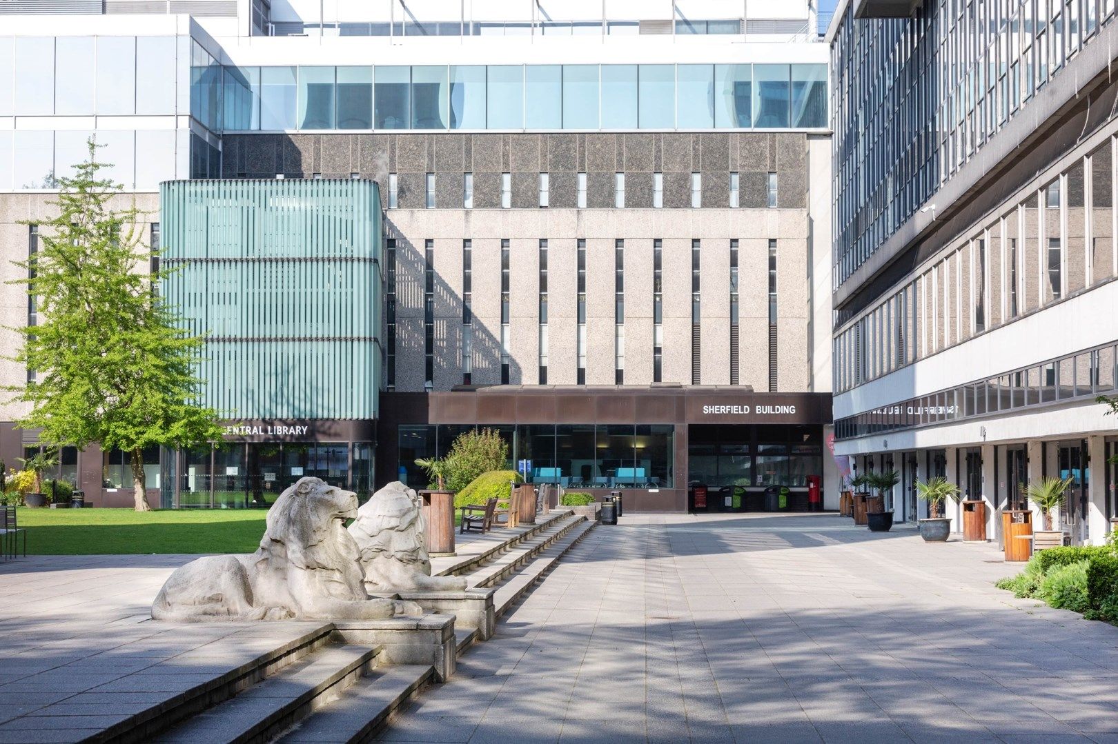 Oxford Royale Imperial College Londra kampüs görseli 1