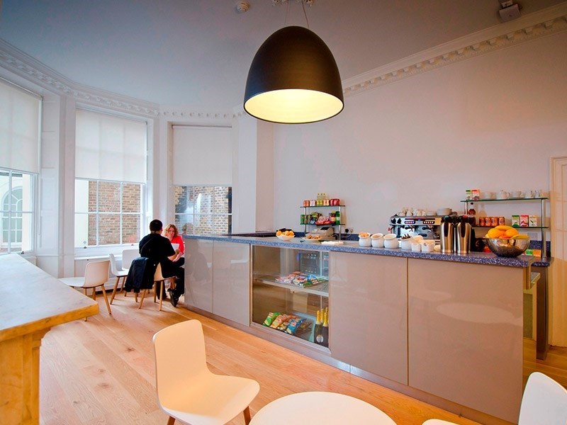 Stafford House Guildhouse School kampüs görseli 1