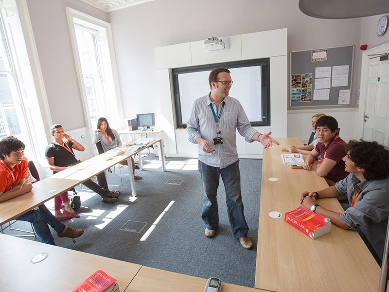 Stafford House Guildhouse School kampüs görseli 3