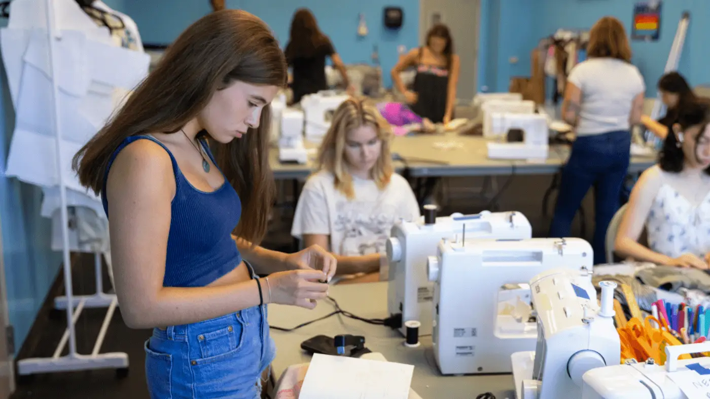 UCLA kampüs yaşamı görseli