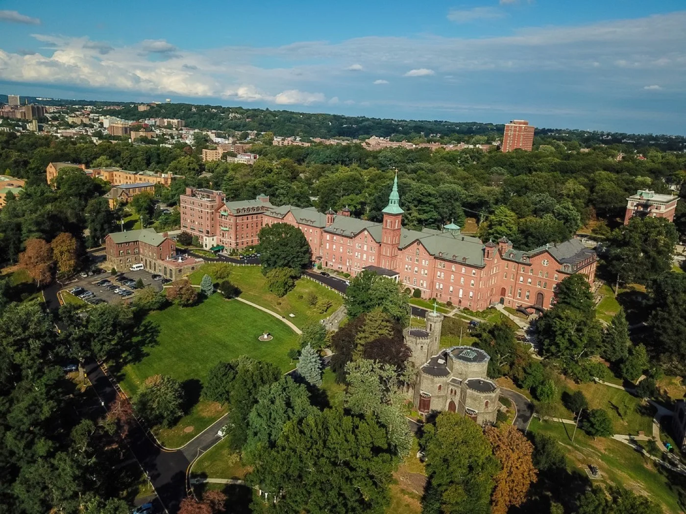 Kings Summer College of Mount Saint Vincent New York kampüs görseli